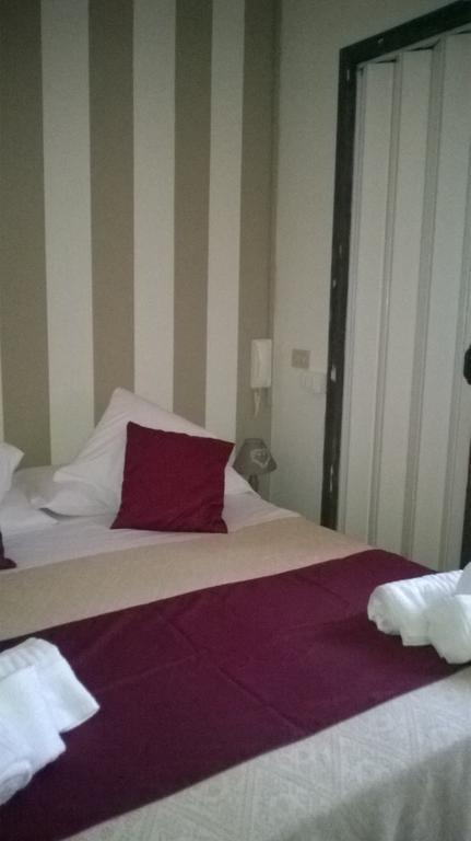 Bed Il Faro Bed and Breakfast Finale Ligure Εξωτερικό φωτογραφία
